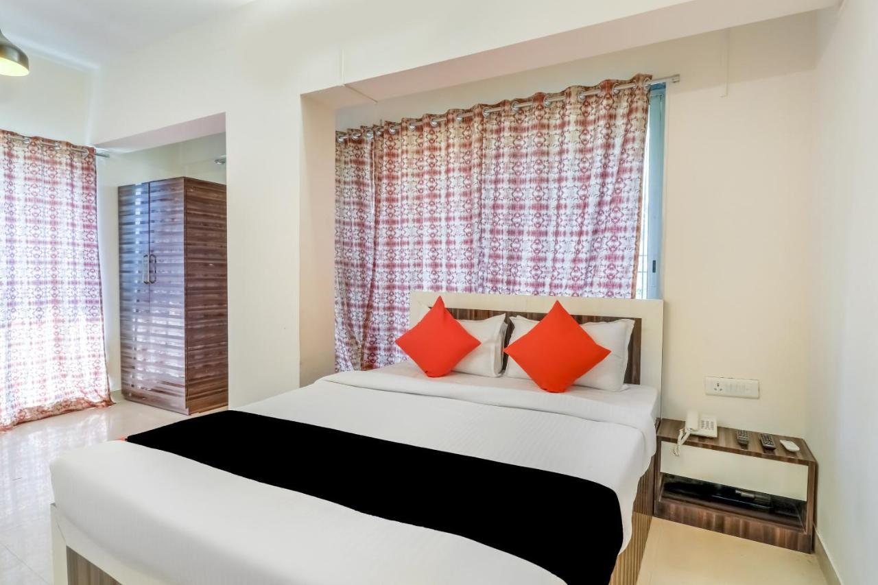 Hotel Crystal Inn Mumbai Exterior photo